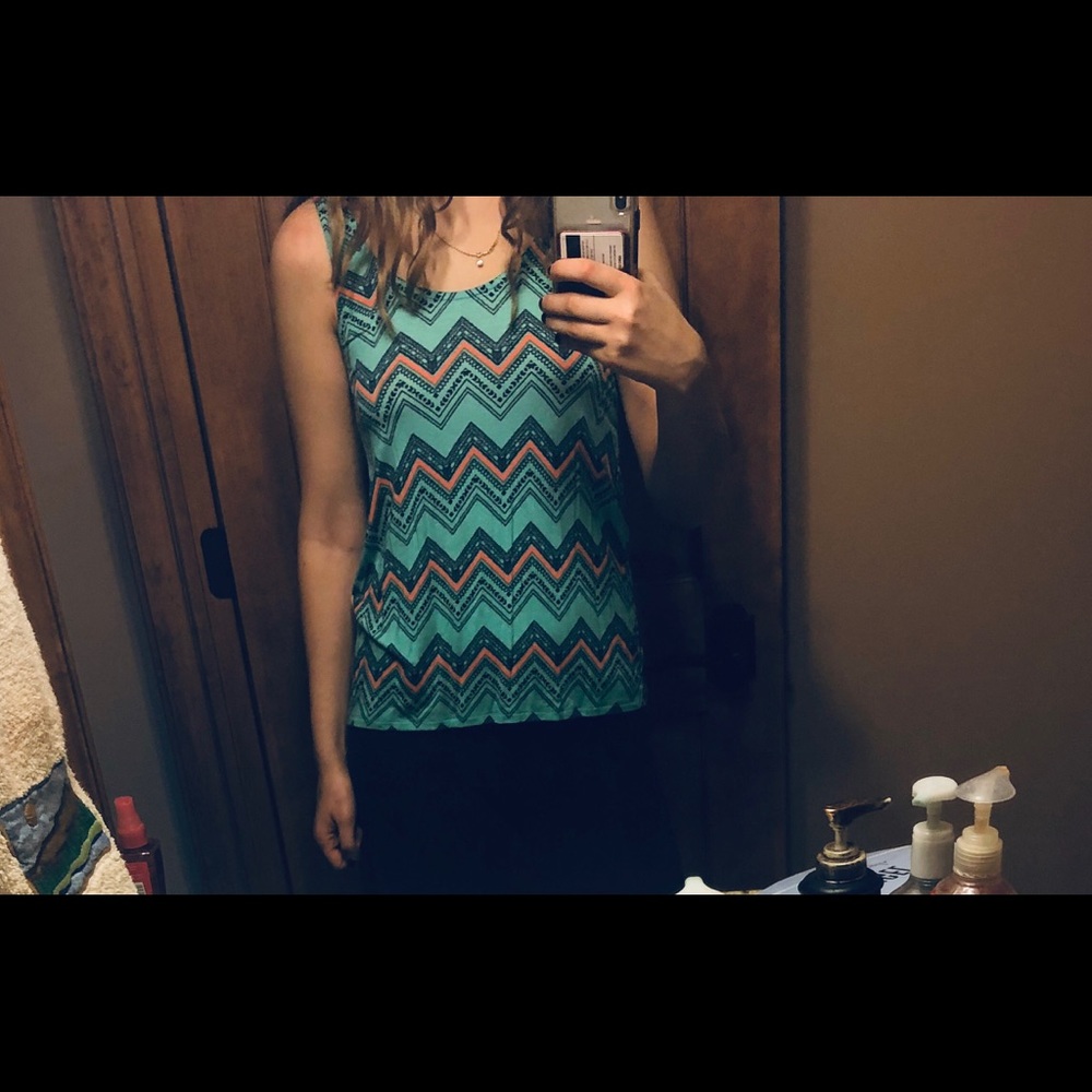 Rue 21 Bow Tie tank chevron teal orange navy Small